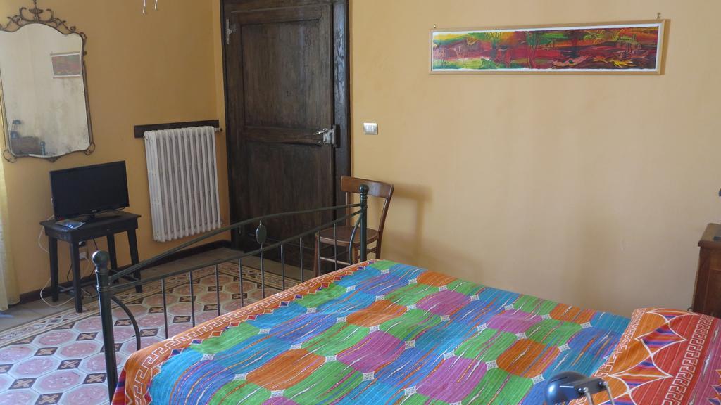 B&B Del Teatro Сулмона Стая снимка