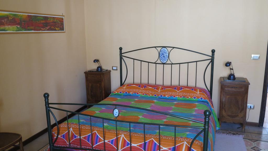 B&B Del Teatro Сулмона Стая снимка